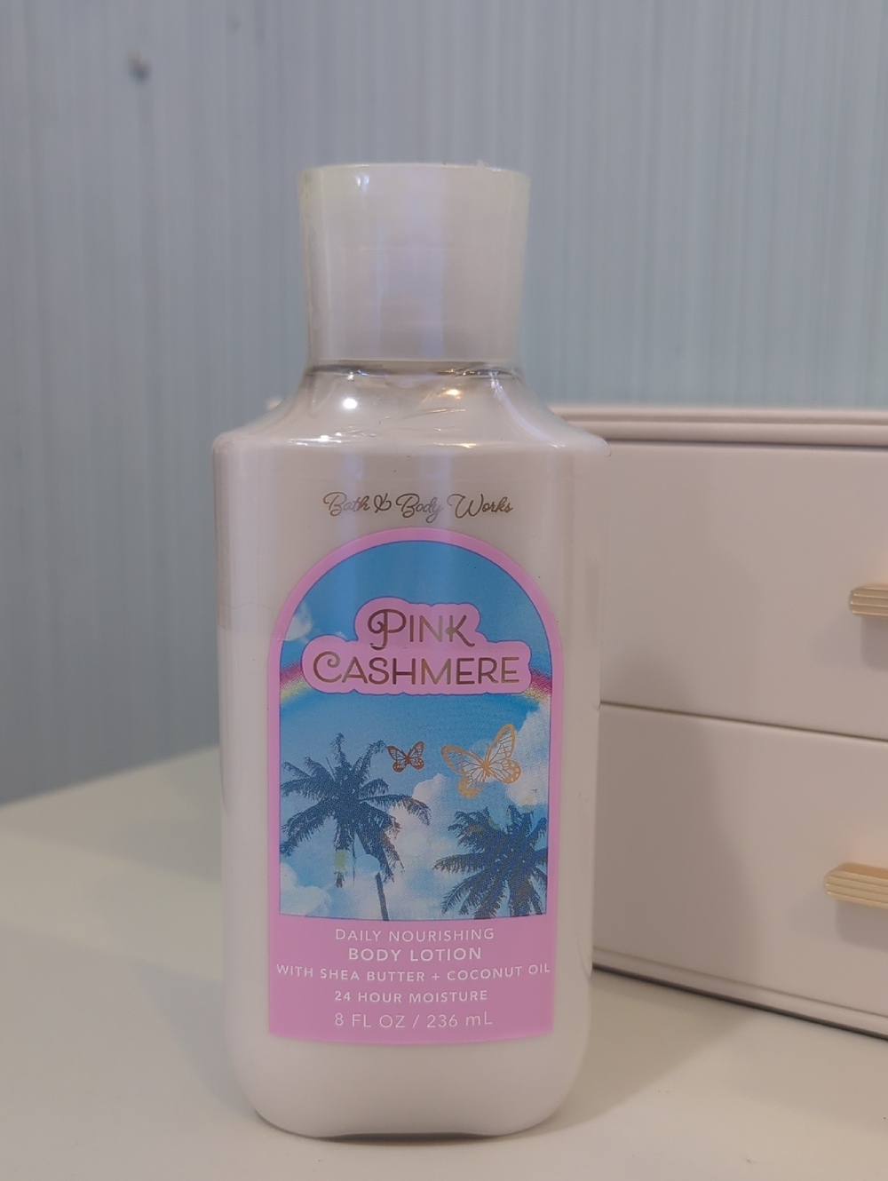 Bath & Body Works Pink Cashmere Lotion - Pink & Blue